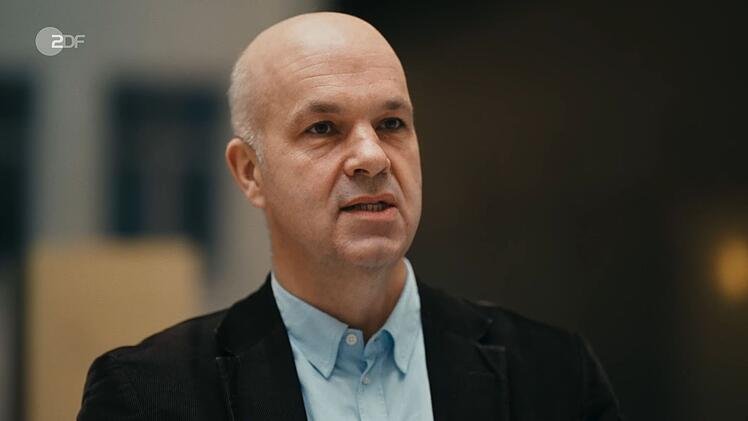 Mitri Sirin Krankheit Was ist über seinen Gesundheitszustand bekannt mitri sirin krankheit